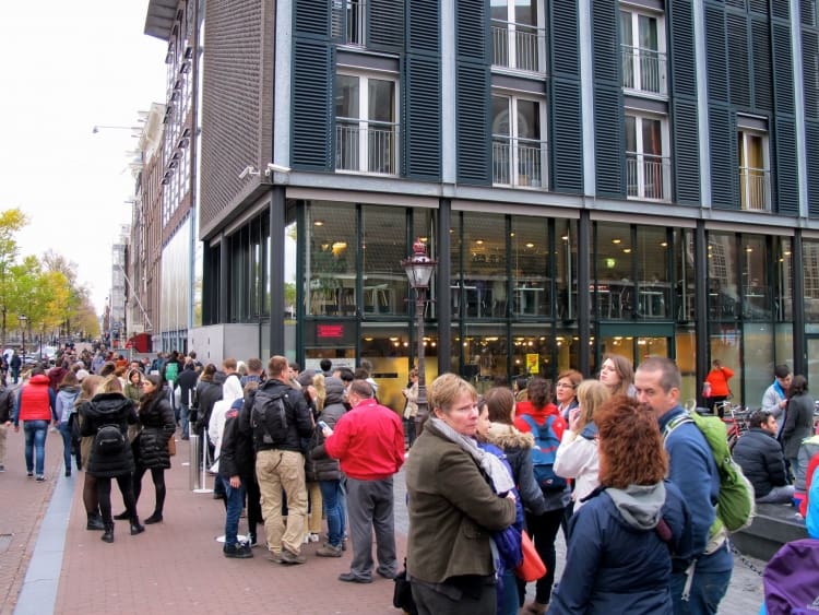 As usual, the queue of the Anne Frank House is always very long